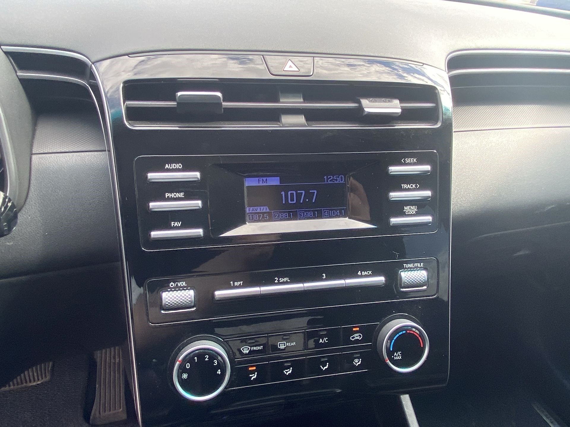 2022 Hyundai TUCSON GL 2.0 4X2